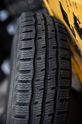 фото протектора и шины Endurе WSL1 Шина Sailun Endure WSL1 215/70 R15C 109/107R
